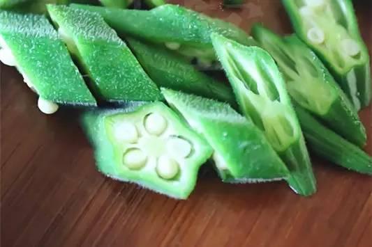 秋葵六种好吃做法(秋葵7种最美味的做法)(11)