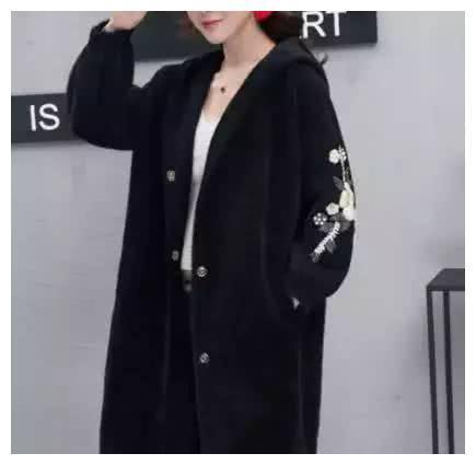 新上架“水貂绒”外套,火了,高贵时尚还便宜,比羽绒服还保暖
