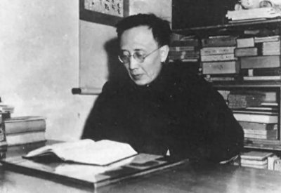 ​# 郭沫若：一位文化巨匠的传奇人生与历史影响