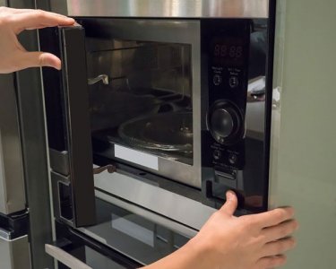 ​用什么清洁微波炉最好 ？有什么好的方法和技巧