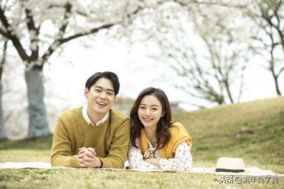 ​怎么和男生聊天找话题，女生如何找话题跟男生聊天