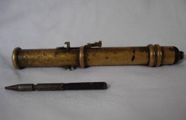 中国古代六大暗器排行榜:血滴子只能屈尊第二