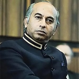 ​巴基斯坦总统布托被处绞刑，遗体被悬30分钟，刑前：我是无罪之人