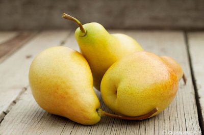 ​家里有梨别再直接吃了，教你4种简单的做法，孩子天天吃也不腻