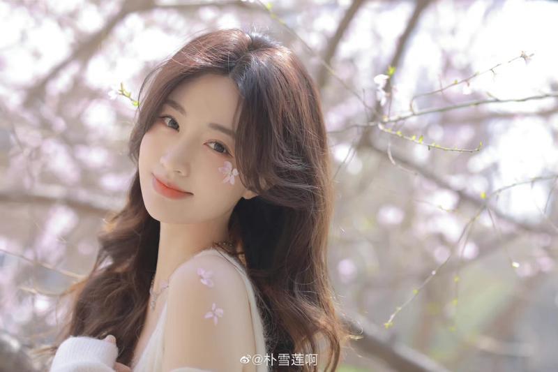 【水瓶座男的爱情观：1月份出生的人如何表达情感？】