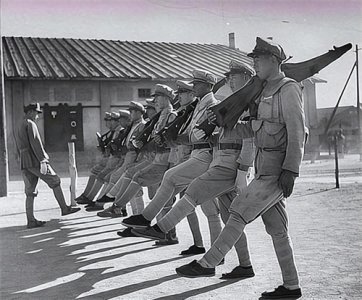 ​解密：“小米加步枪”战胜“飞机大炮”的传奇密码