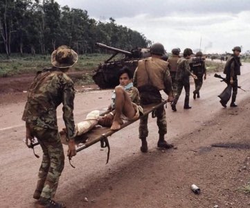 ​《从军校高材生到战斗英雄：马平的蜕变之路》