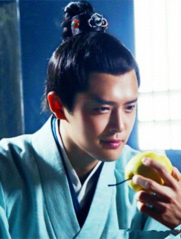 Vivibear《寻找前世之旅》拍成网剧，马可变白发吸血鬼