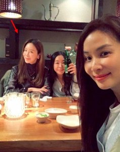 ​《巴黎恋人》女主角金廷恩近照曝光，45岁全脸崩坏就像整容失败