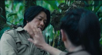 ​《云南虫谷》胡八一为何睁着眼睛睡觉？听到雪莉杨遇险立马惊醒