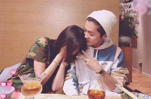 鹿晗学生时代的女友被爆光,网友:比关晓彤好看多了!