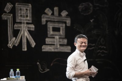 ​“再传退休”Jack Ma、“深陷丑闻”刘强东｜热门人物盘点