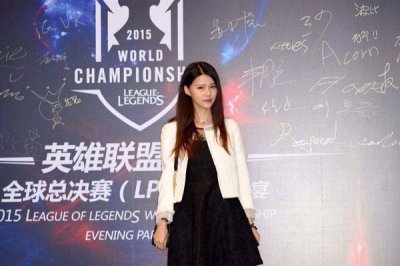 ​苏小妍去哪了为什么退出解说 苏小妍的个人资料