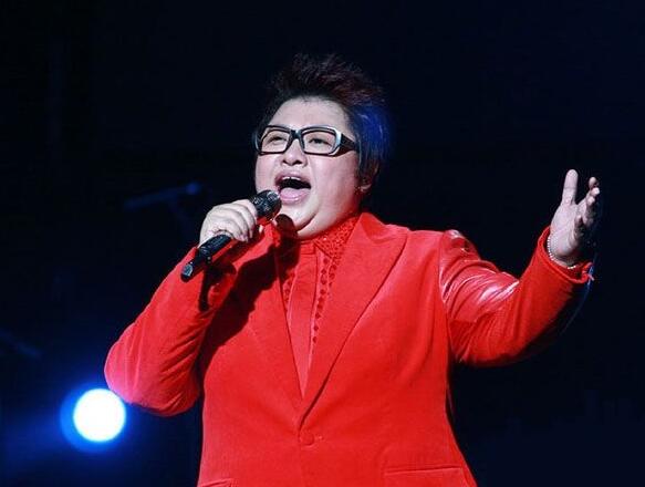 看白云才看清了我自己是什么歌